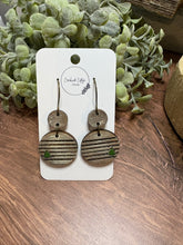 Load image into Gallery viewer, Striped Tree Earring