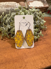 Load image into Gallery viewer, Daffodil Floral Drop Earrings, laser engraved, handpainted, wood earrings, nickel free