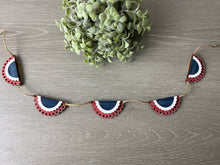 Load image into Gallery viewer, Patriotic Mini Tiered Tray Banner
