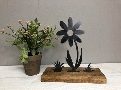Farmhouse Decor - Flower - Metal Decor - Shelf Sitter