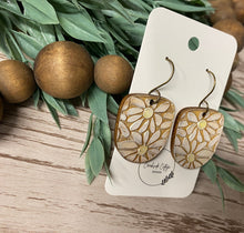 Load image into Gallery viewer, Handmade Wood Engraved and Hand Painted Daisy Earrings - U-Shaped Boho Floral Jewelry
