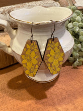 Load image into Gallery viewer, Daffodil Floral Drop Earrings, laser engraved, handpainted, wood earrings, nickel free
