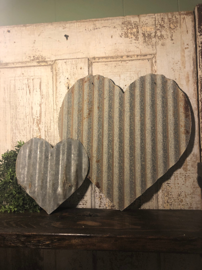 Corrugated metal heart (16”) - Spring decor - Valentines Day decor - Heart